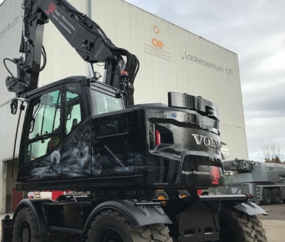 Airbrush_bagger_Volvo_lackierung_Baumaschinenlackierung__Sonderlackierung_Color_design