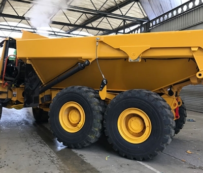 Muldenkipper_Knickgelenk_Bell_Lackiererei_Baumaschinenlackierung_1 